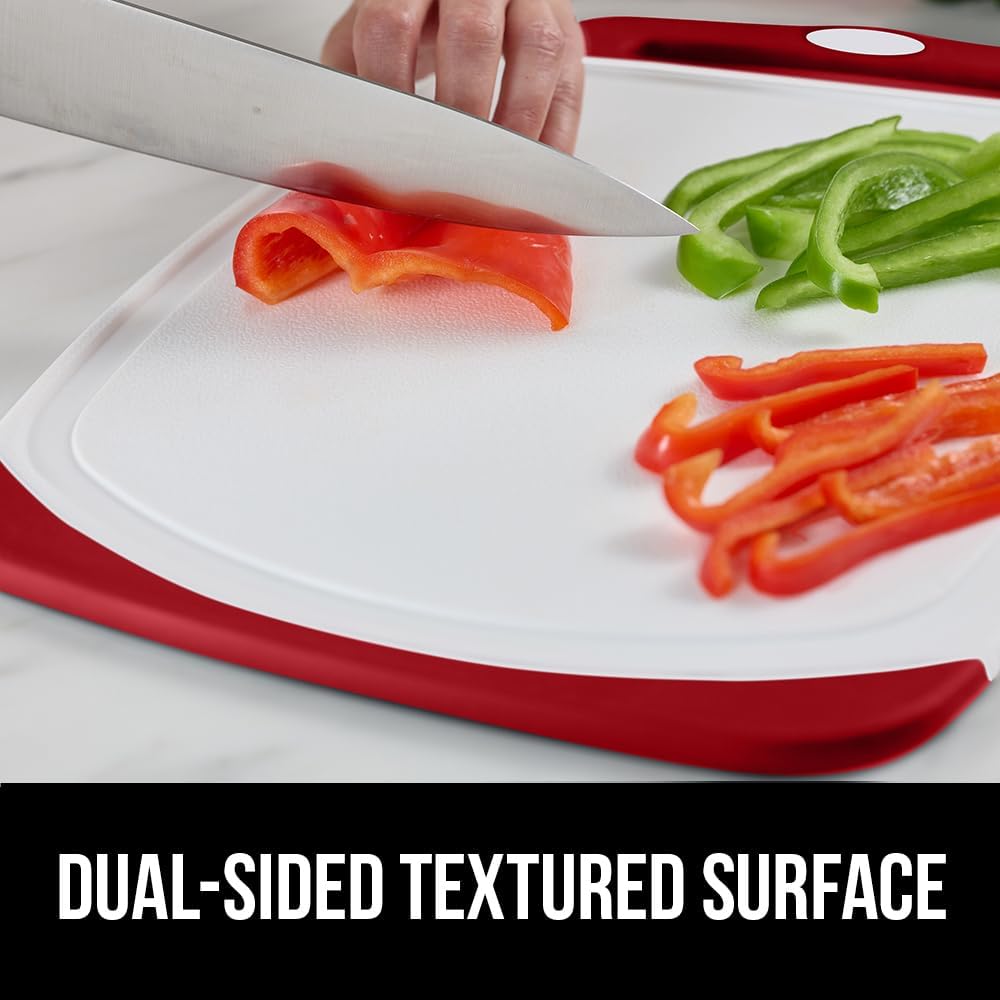 GORILLA GRIP BPA-Free Reversible Kitchen Cutting Board Set of 3, US Designed, Nonporous, Juice Grooves Catch Liquid, Slip Resistant Border, Durable Food Chopping Boards, Christmas Kitchen Decor, Red
