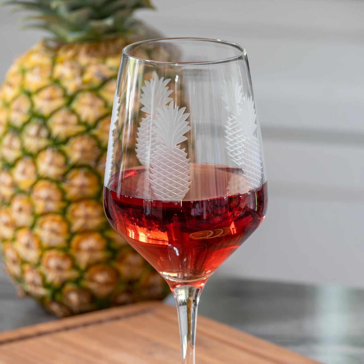 Rolf Glass Fresh Pineapple All Purpose Wine Glass | 19.5oz Stemmed Glass | Lead-Free and Diamond-Wheel Engraved | Tropical Etched Pineapple Design | Coastal Glassware | Set of 4