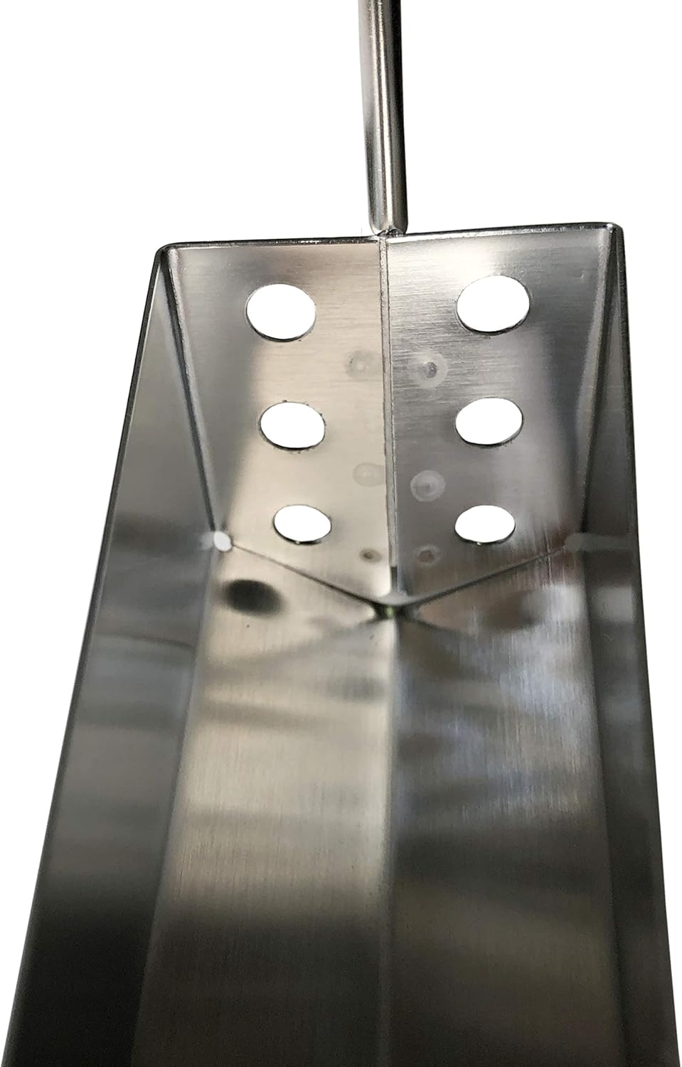 V-Shaped Deep Fryer Strainer Scoop, Frying Food Scoop, Skimmer Spoon, Deep Fryer Scooper, Oil & Food Crumbs Strainer for Fryers in Restaurants, Diners, Hotels, Home Kitchen Utensils by FryOilSaver Co.